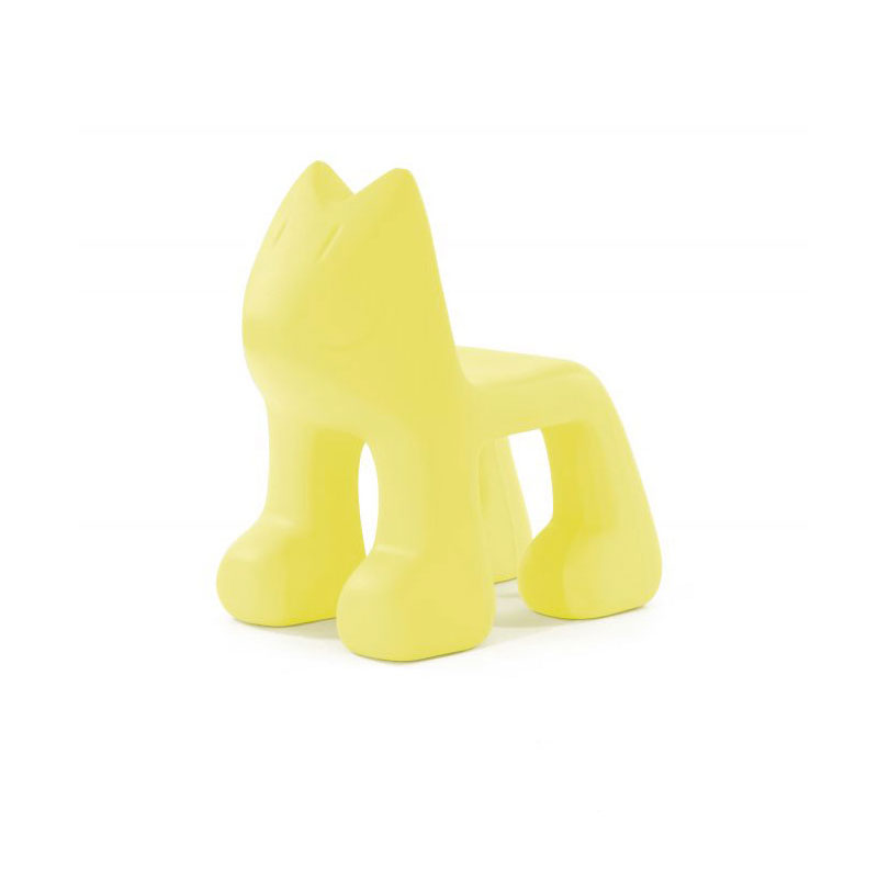 Magis_kids_julian_children_chair_product_lateral_B_MT20_light_yellow_01_lr