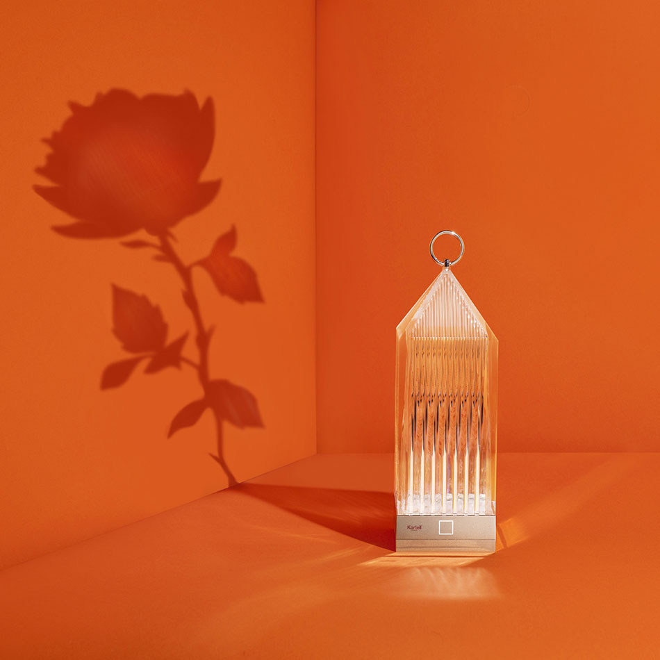 Lampada Da Tavolo Senza Fili Lantern Trasparente design Fabio Novembre for  Kartell - SDM Product Selection
